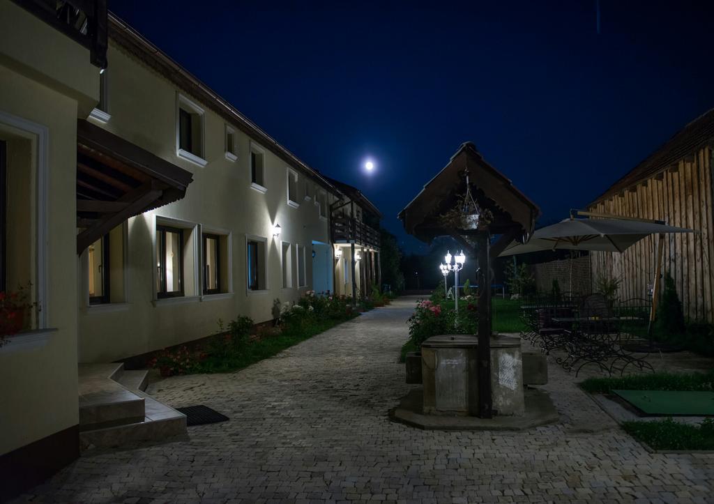 Pensiunea Casa Moga Bucium  Exterior photo